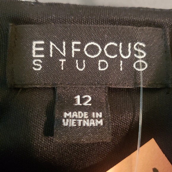 Womans Cocktail Dress - Picture 4 of 4